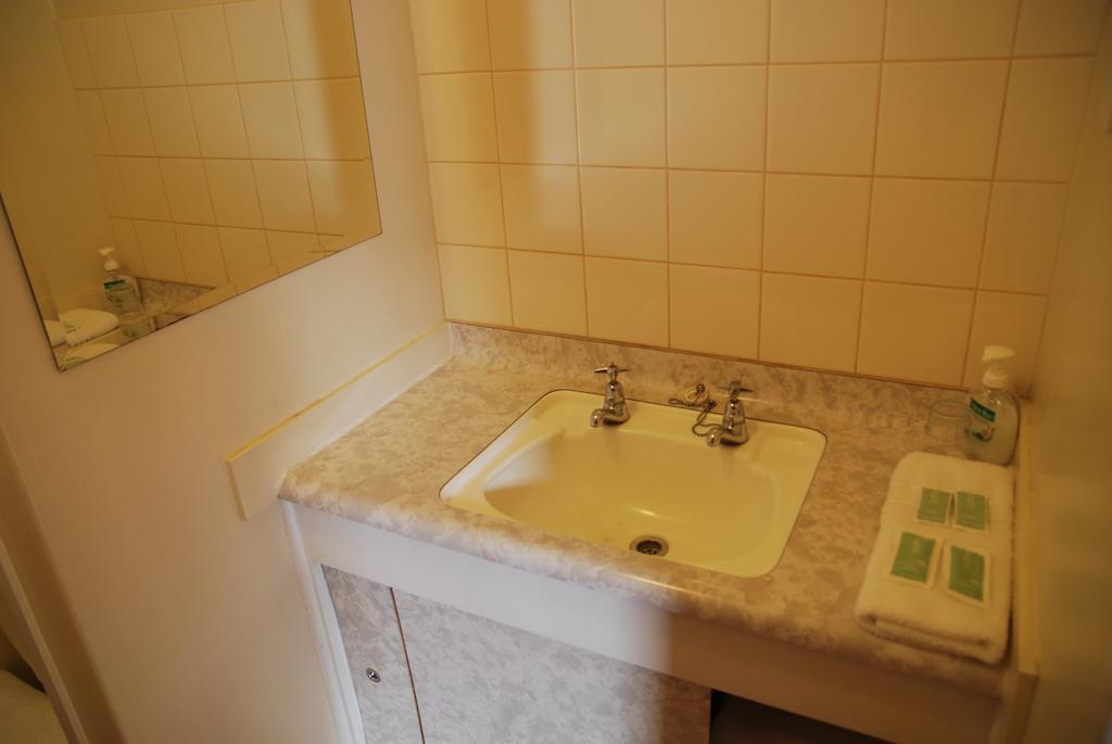 המילטון Manhattan Lodge Motel חדר תמונה