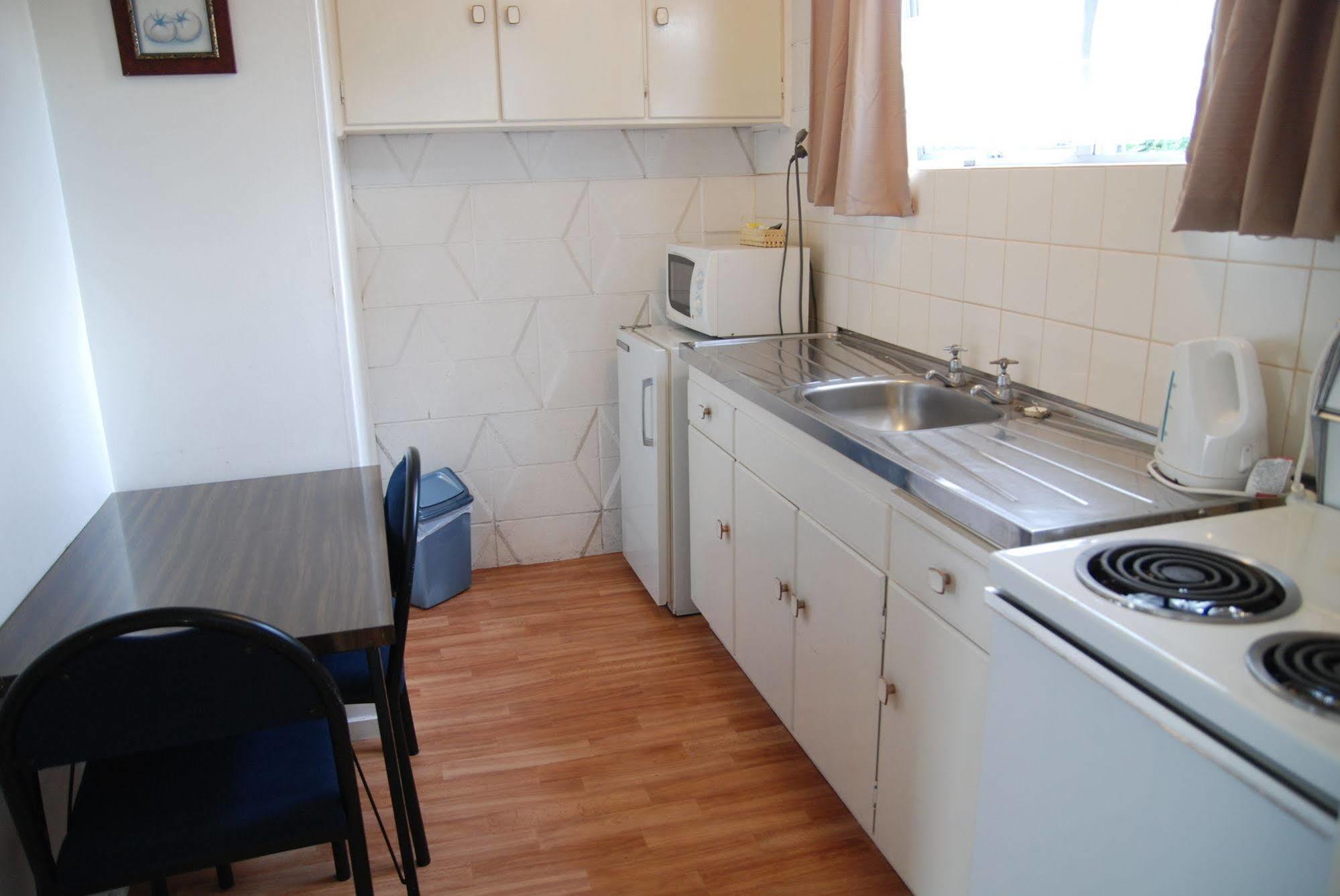 המילטון Manhattan Lodge Motel מראה חיצוני תמונה