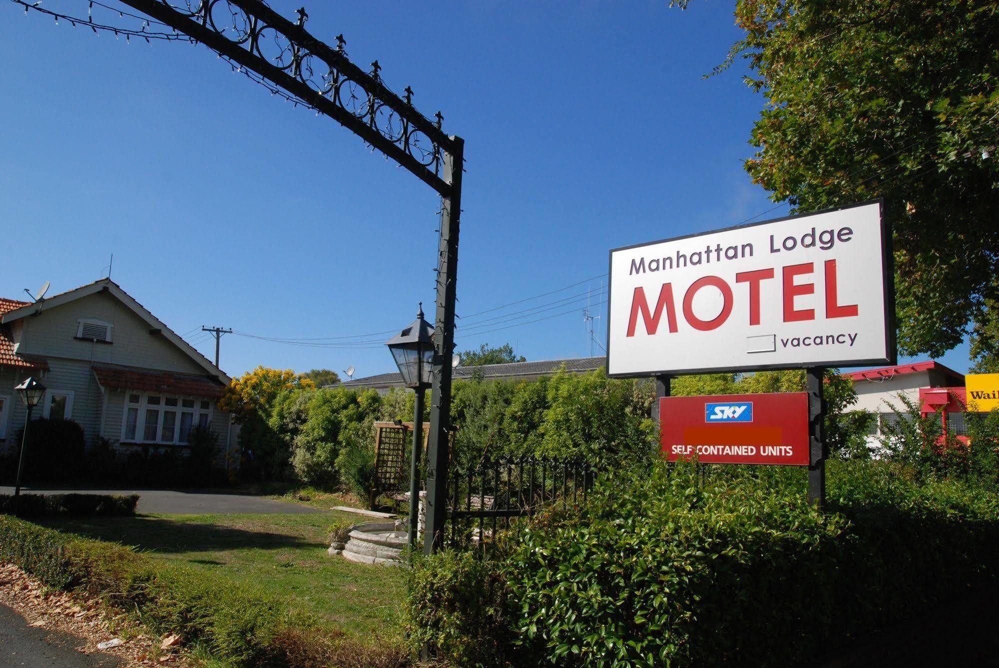 המילטון Manhattan Lodge Motel מראה חיצוני תמונה