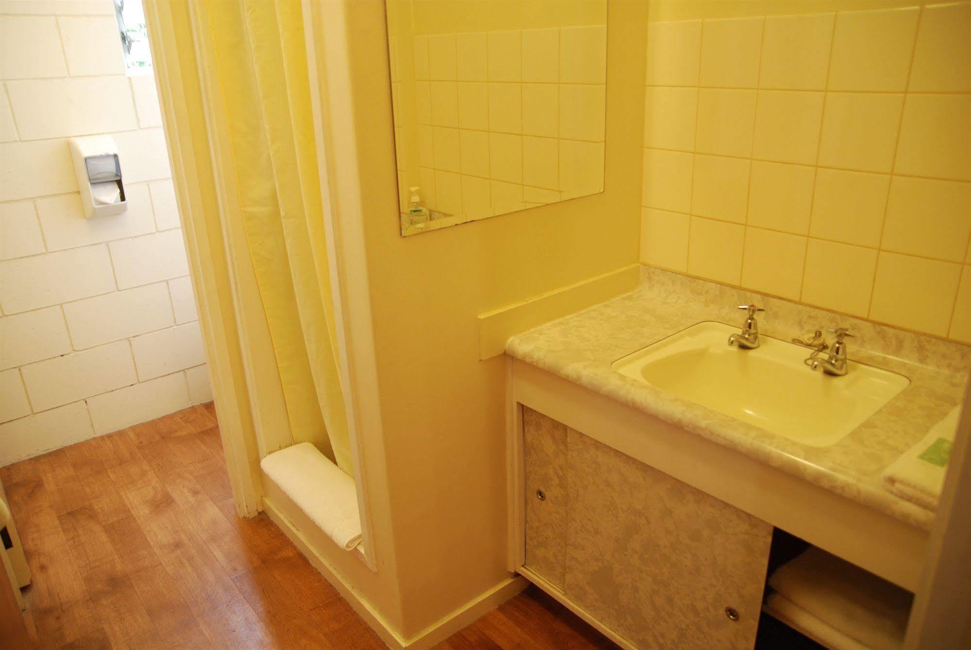 המילטון Manhattan Lodge Motel מראה חיצוני תמונה