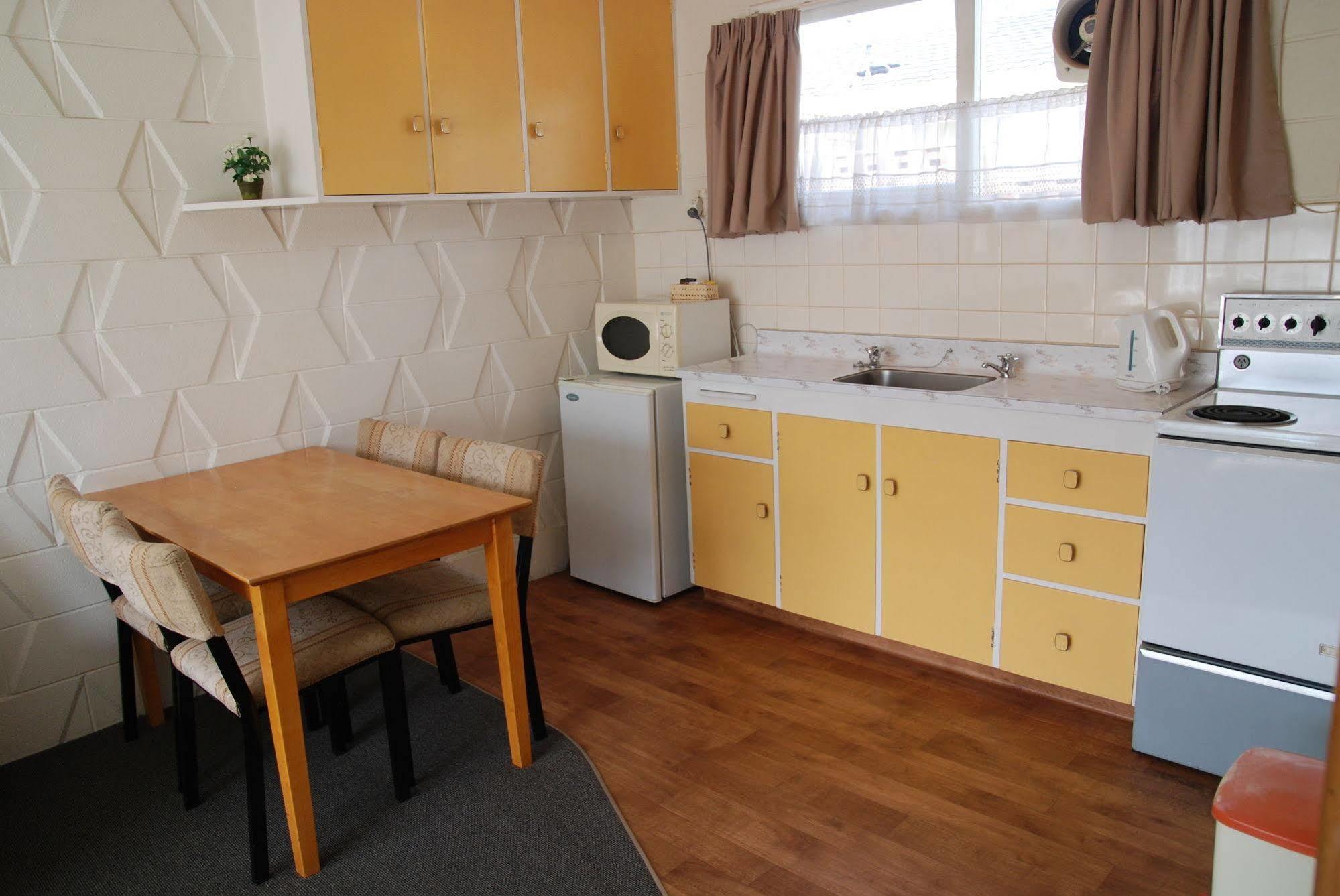 המילטון Manhattan Lodge Motel מראה חיצוני תמונה
